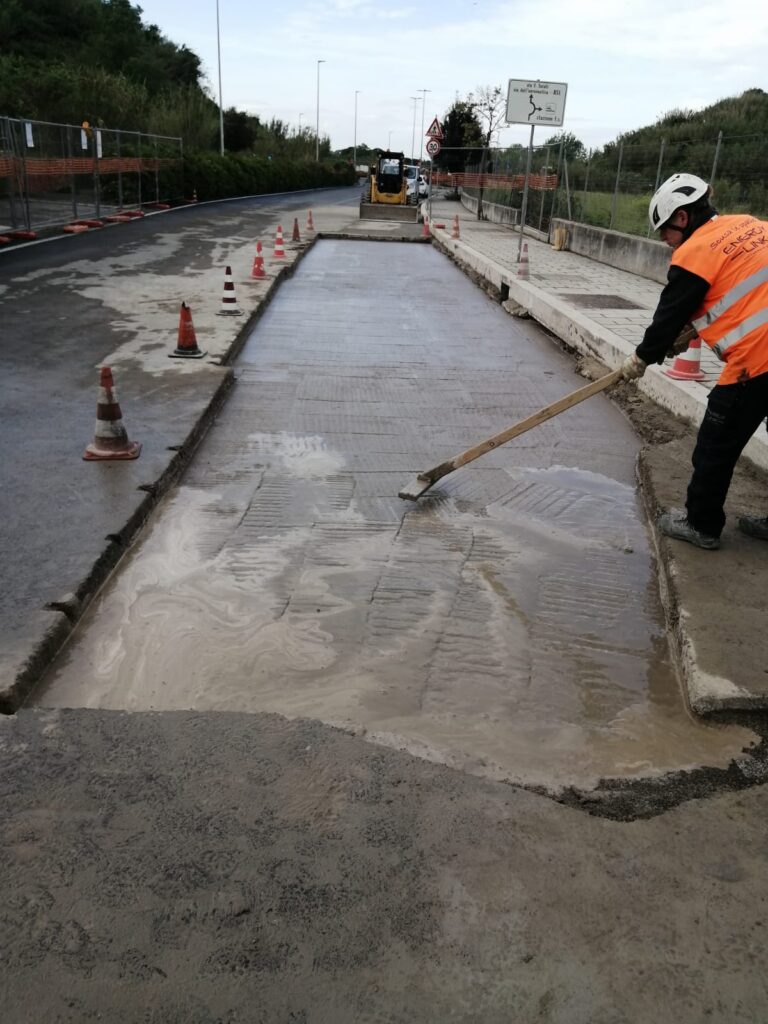 Attività di Chiusura buca di giunzione cavi AT