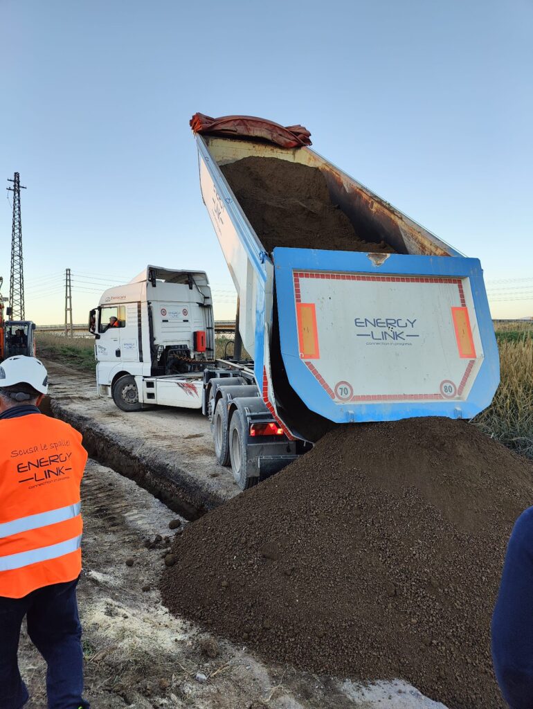 Attività di Rinterro scavo in trincea