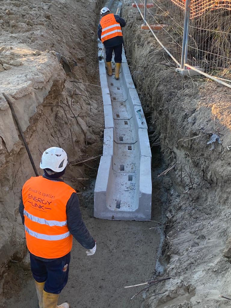 Posa cunicoli di protezione cavidotto AT