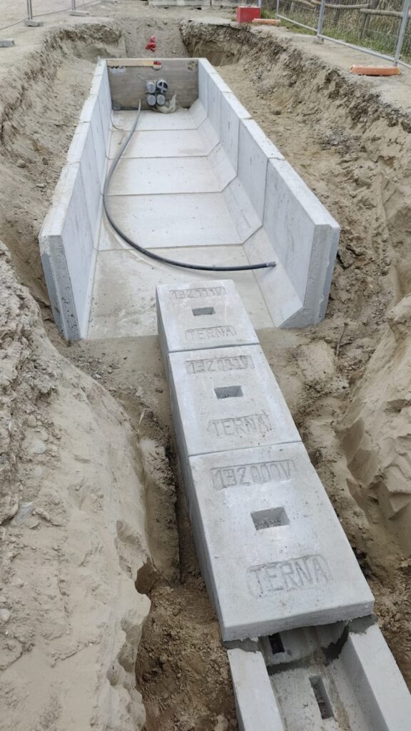 Cunicoli e buca di giunzione cavidotto AT