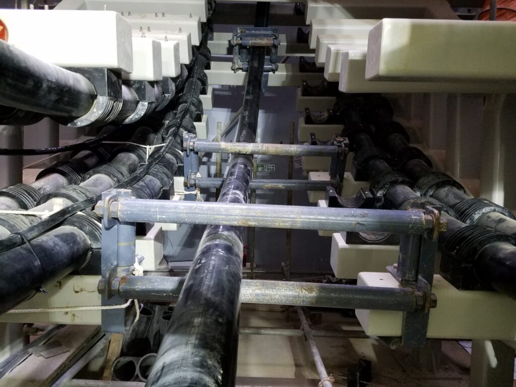 Prysmian Abu Dhabi - Posa e staffaggio Cavo 380 kV in galleria