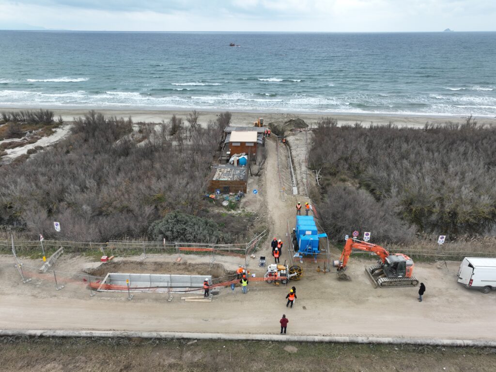 Terna Prysmian - Collegamento Elba piombino - Buca di Giunzione Terra Mare