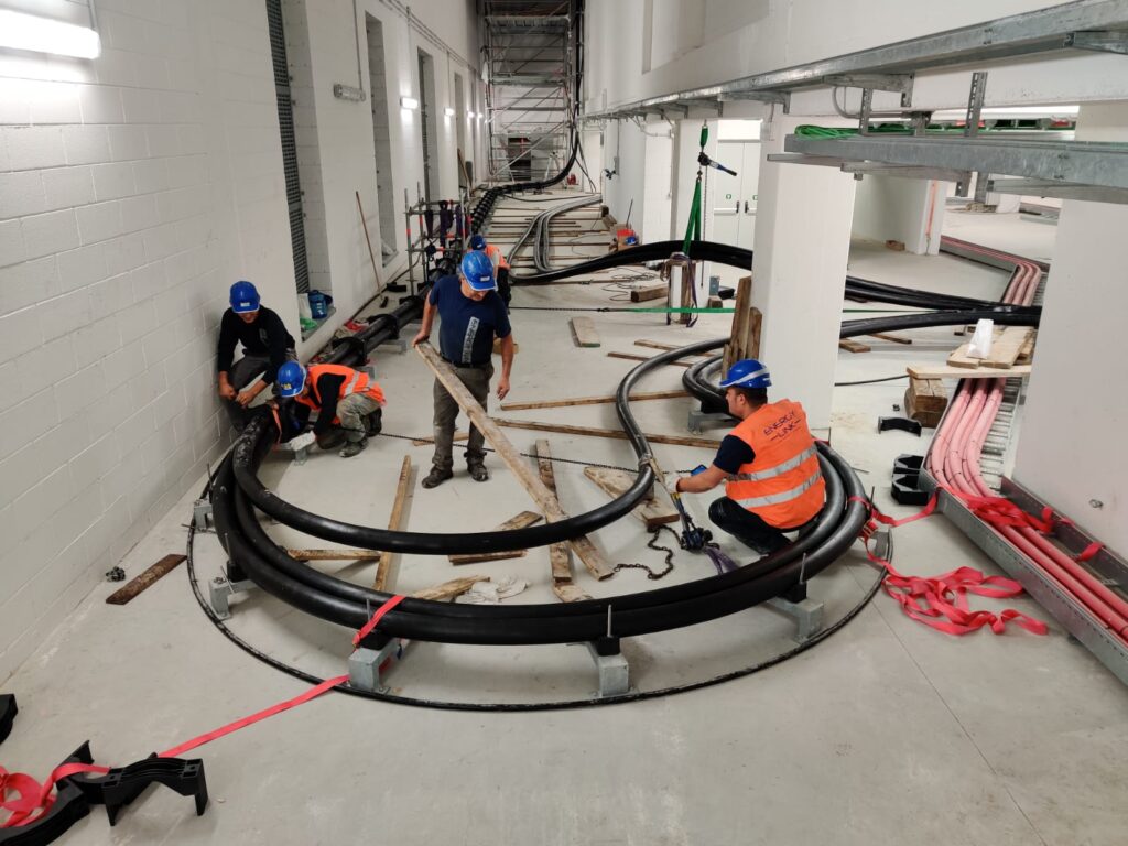 Terna Brugg Torino CP Arbarello - Staffaggio cavo 220 kV in cabina sotterranea